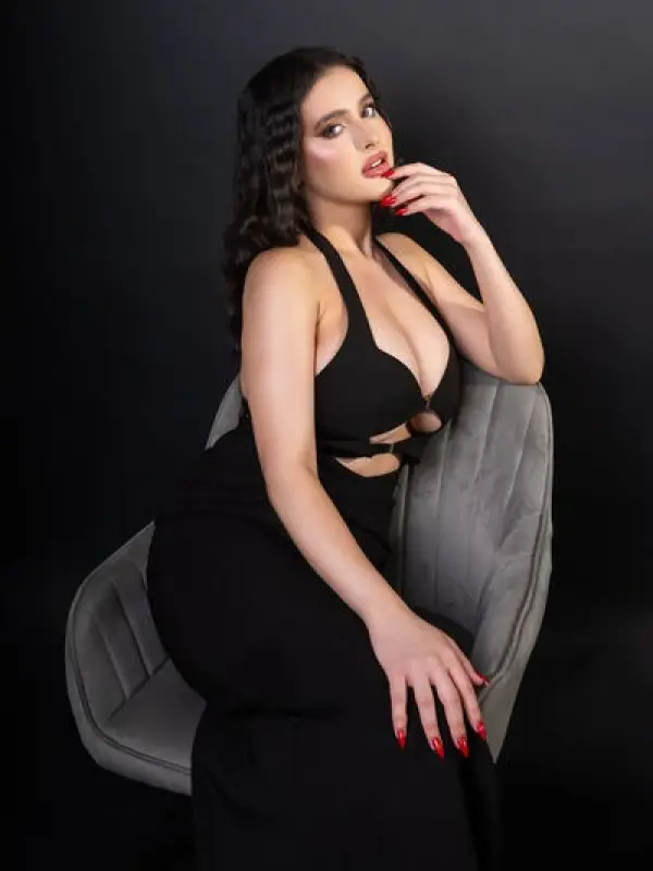 Anita Female companion in Ahmedabad